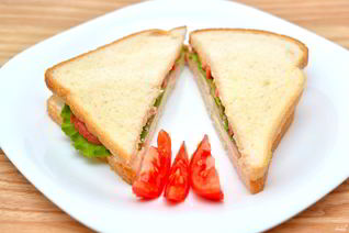 Сэндвич с ветчиной