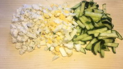 сэндвич с зеленым салатом