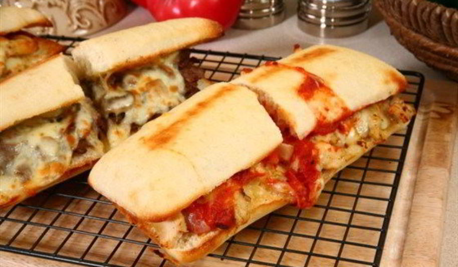 Рецепт сэндвичей на гриле с говядиной, ветчиной и сыром