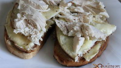 сэндвичи с курицей и омлетом