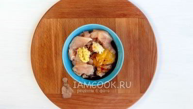 вьетнамский сэндвич бан ми с курицей