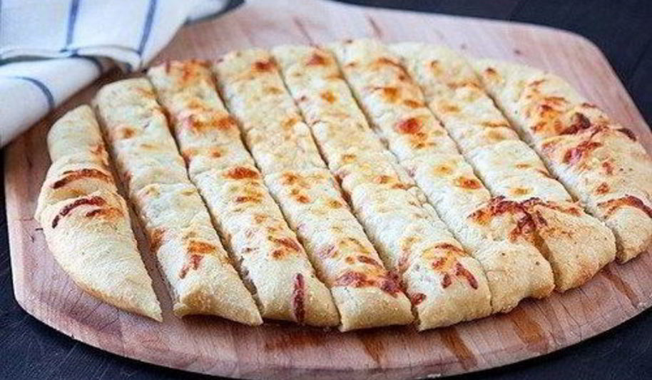 Рецепт сырных палочек с чесноком на пиве