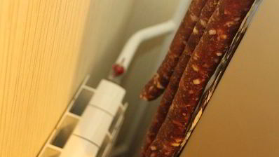 сыровяленая колбаса