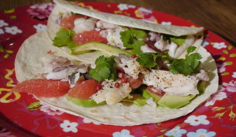 Рецепт такоса с рыбой и грейпфрутовым соусом