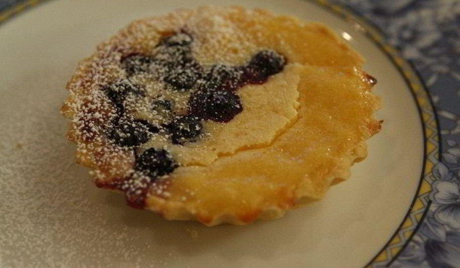 Рецепт лимонных тарталеток с голубикой