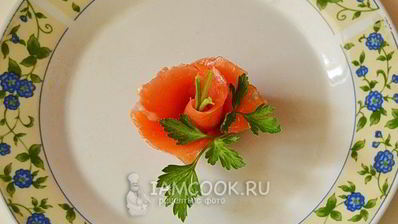 новогодние тарталетки с семгой