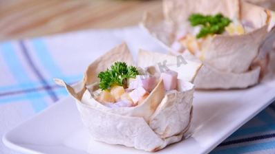 праздничные тарталетки из лаваша