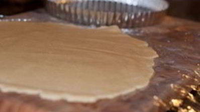 тарталетки с ананасом и сыром