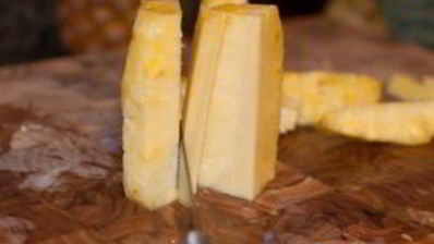 тарталетки с ананасом и сыром