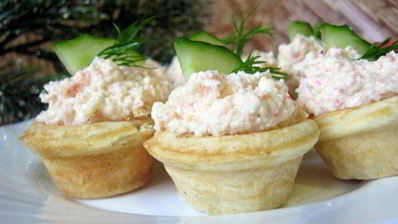 тарталетки с крабовым паштетом