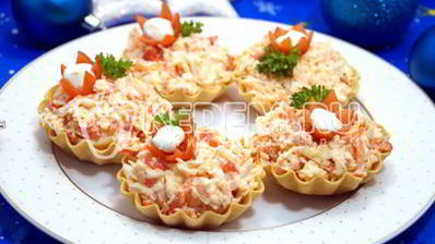 тарталетки с крабовым салатом