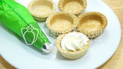 тарталетки с красной икрой праздничные