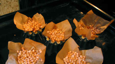 тарталетки с кремом и ягодами