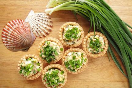 Тарталетки с начинкой из печени трески