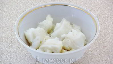 тарталетки с палтусом и овощами