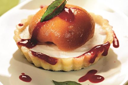 Тарталетки с персиками