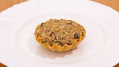 тарталетки с салатом из куриной печени