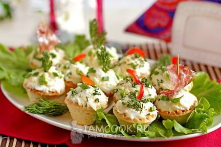 Тарталетки с яичным салатом