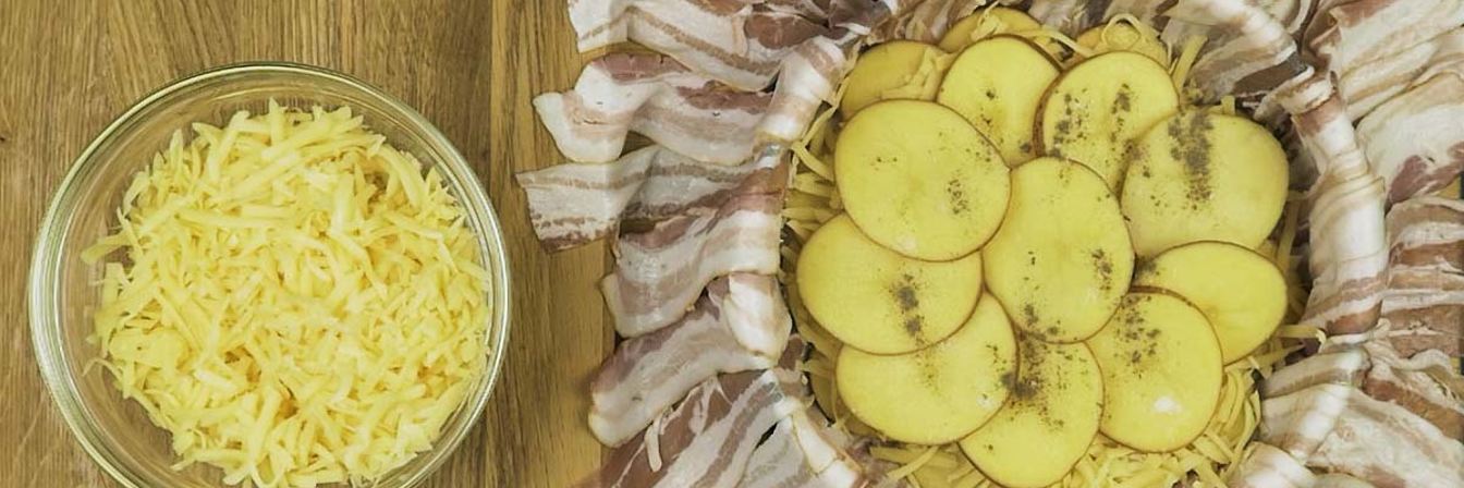 Картофельный тарт с беконом и сыром