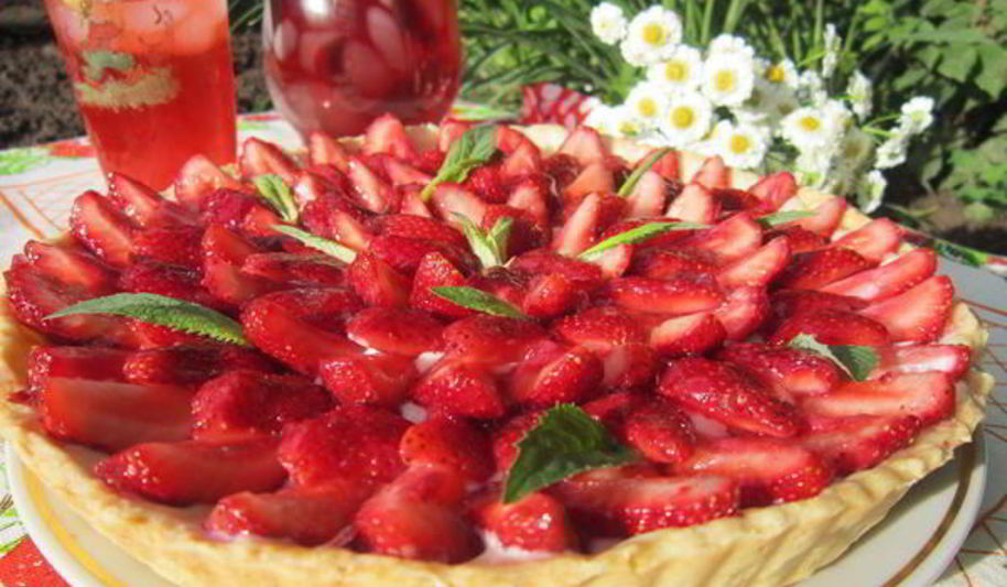 Рецепт клубничного тарта с заварным кремом