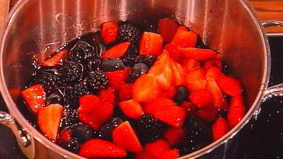 летний ягодный тарт и ягодный сорбе