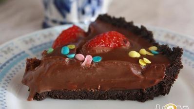 шоколадный тарт с клубникой