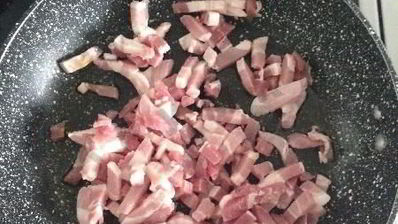 тарт фламбе с беконом