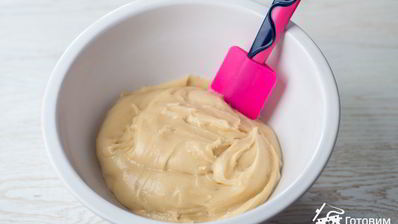 тарт с персиками и заварным кремом