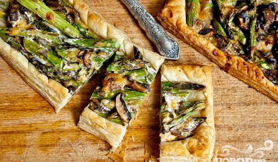 Рецепт тарта со спаржей, грибами и сыром