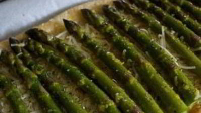 тарт со спаржей и лимоном