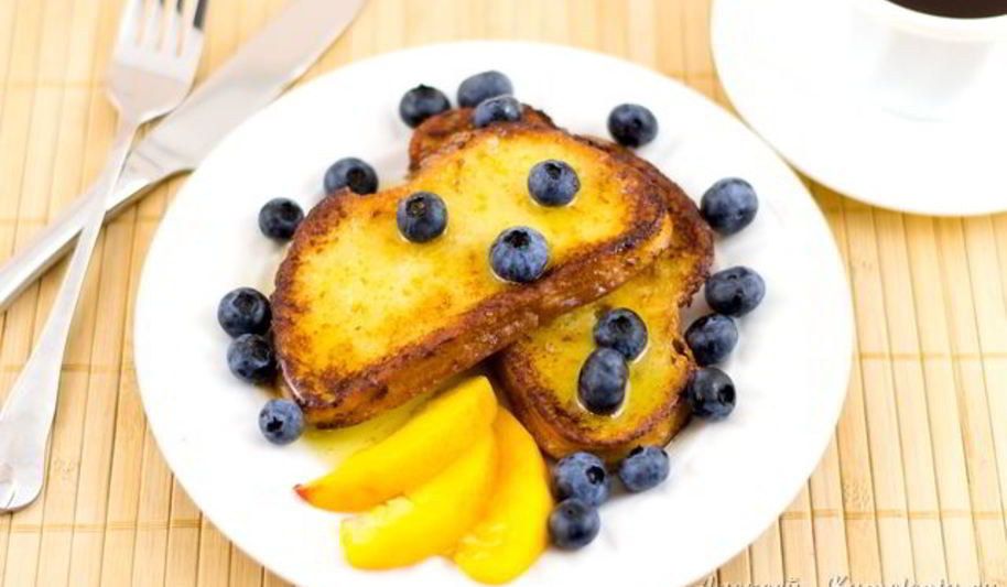 Рецепт французских тостов с ягодами и медом