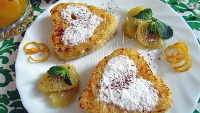 французские тосты в виде сердца