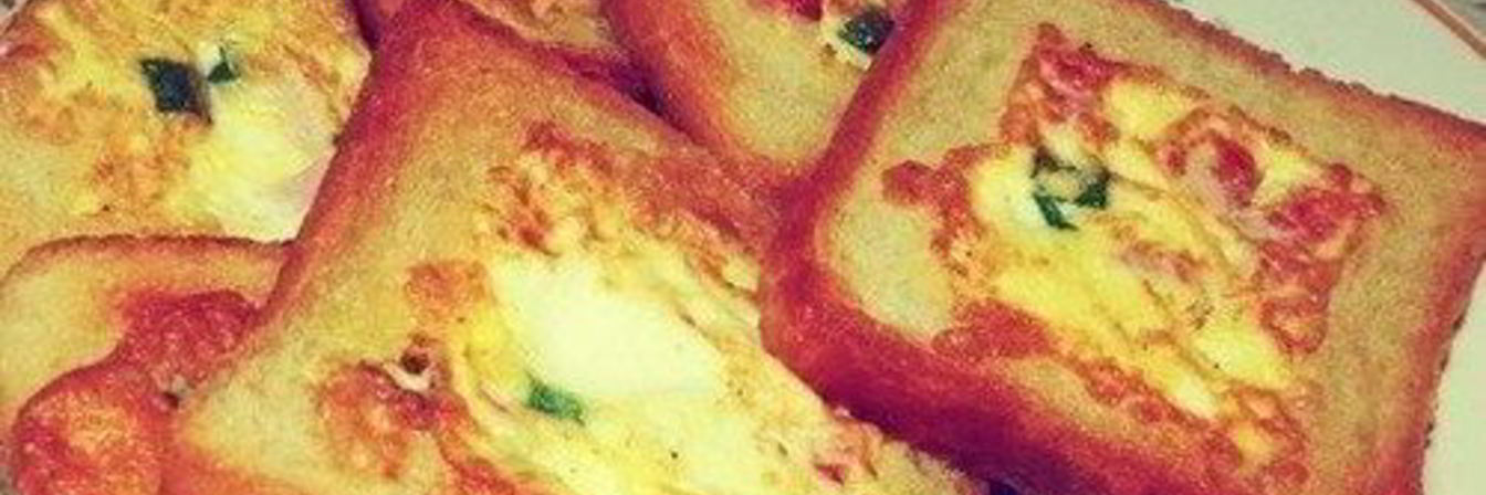 Хрустящие тосты с ветчиной к завтраку