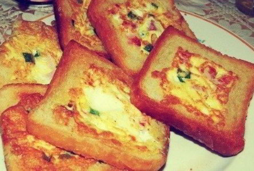 Хрустящие тосты с ветчиной к завтраку