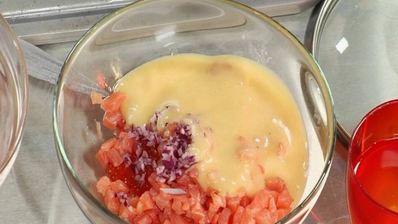 тост с семгой и красной икрой