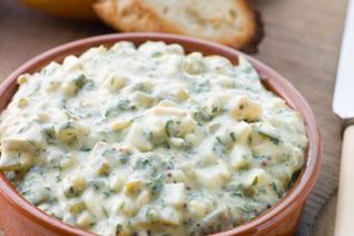 Тосты из багета с соусом Грибич