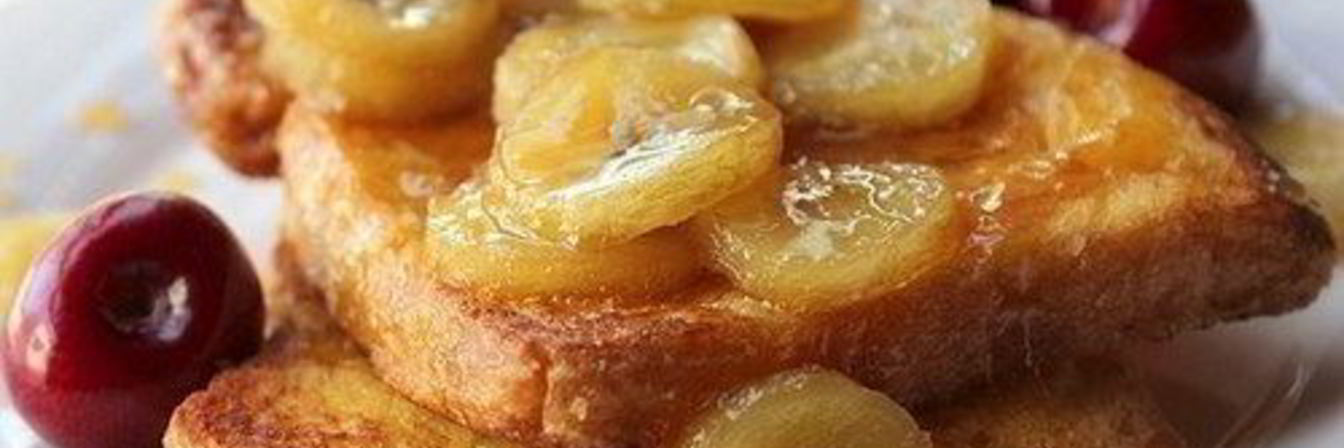 Тосты с бананом и карамелью