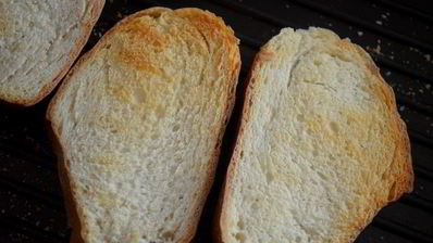 тосты с творожно-овощной пастой