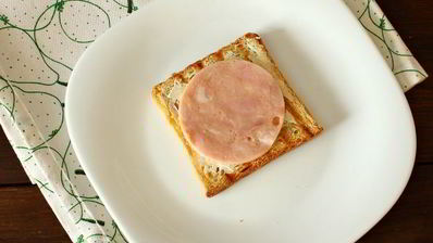 тосты с ветчиной и сыром