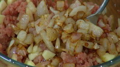 яблоки, фаршированные телятиной