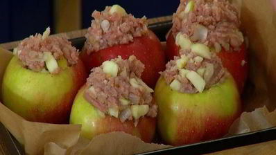 яблоки, фаршированные телятиной