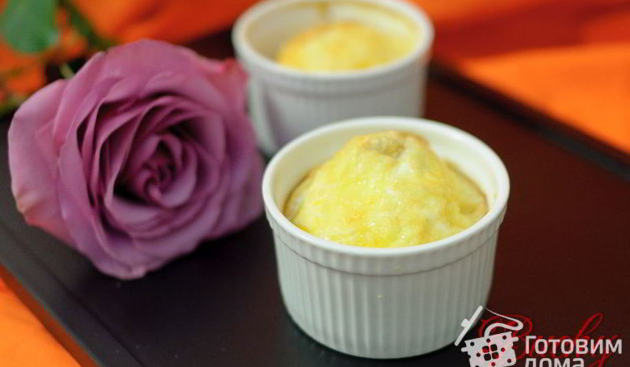 Рецепт пикантной яичницы в формочках