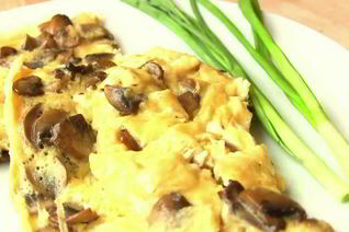 Простая яичница с грибами