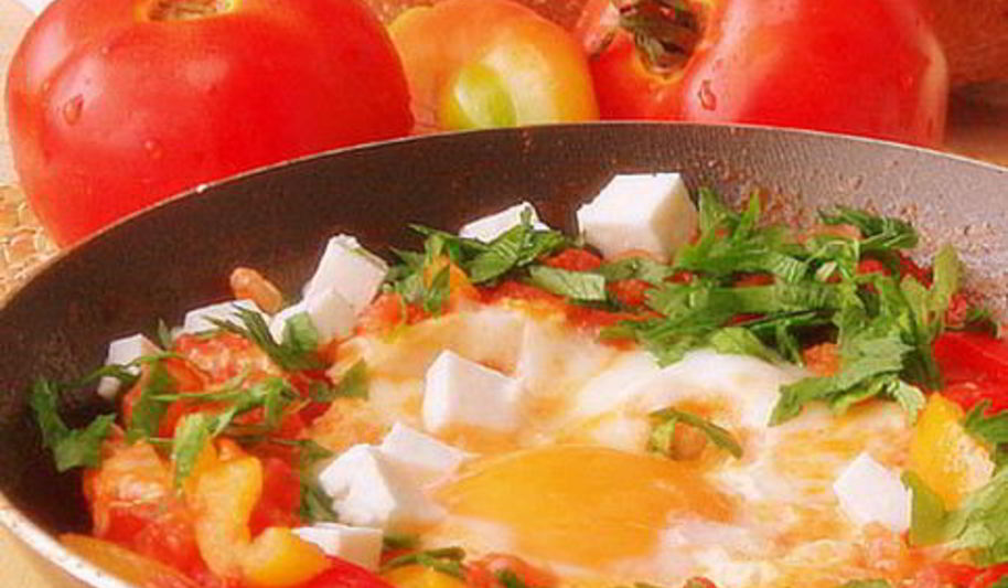 Рецепт шакшуки с сыром фета