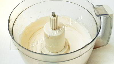 торт яичница с персиками и шоколадом