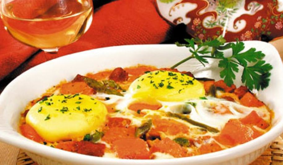 Рецепт яичницы-глазуньи с овощами