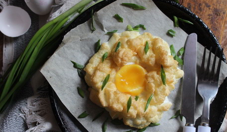 Рецепт яичницы на облаке