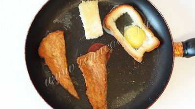 яичница по-бирмингемски и чайные тосты