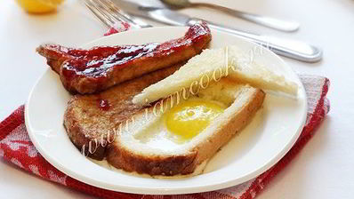 яичница по-бирмингемски и чайные тосты