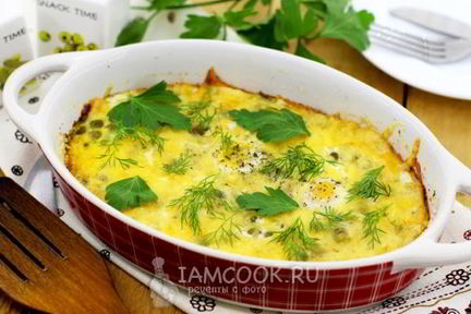 Яичница с беконом и сыром